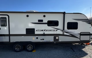 2022 Jayco Jayfether 25RB Perfect for Couples