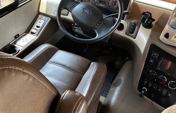 The big boy chair (driver). 😊