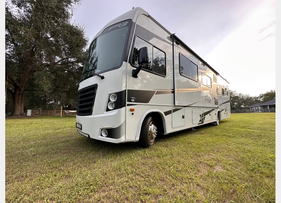 Class A Motor Home rentals in Lutz