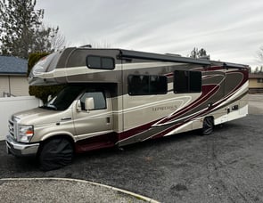 Coachmen RV Leprechaun 319DS Ford 450