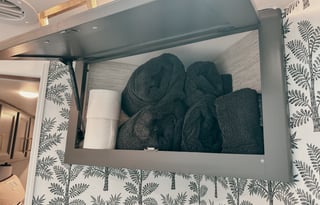 The Chic Chateau - Fully Stocked Luxe RV