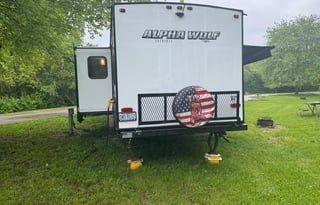 Rob & Katie’s Kid and Pet Friendly Memory Maker