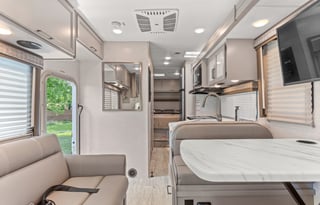 2024 Thor  Coach Chateau