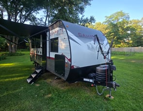 Forest River RV Campsite Reserve 20AK