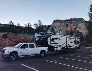 Heartland Road Warrior 425