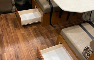 Group-Friendly Jayco Greyhawk Bunk Floorplan