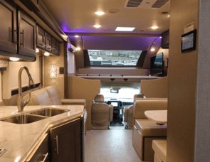 Thor Motor Coach Magnitude SV34