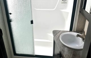 2021 Grand Design Momentum M-Class 351M