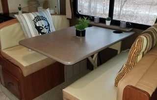 Mandala House on Wheels HR Admiral 32ft.