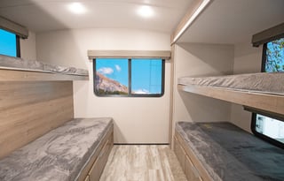 2022 Grand Design Imagine 3250BH