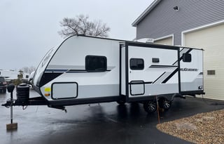 2024 Jayco Jay Feather 22BH Private Bed/Twin Bunk