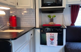 Lynnies World RV Rental LLC