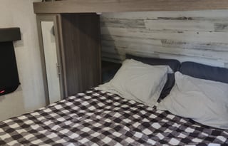 2021 Dutchmen RV Kodiak SE 28SBH