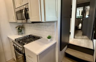 2024 Alliance Valor *1.5 Baths, King, Bunks, Loft*