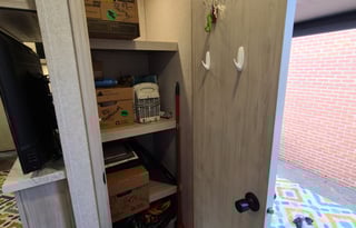 2022 EAST TO WEST Della Terra 261RB