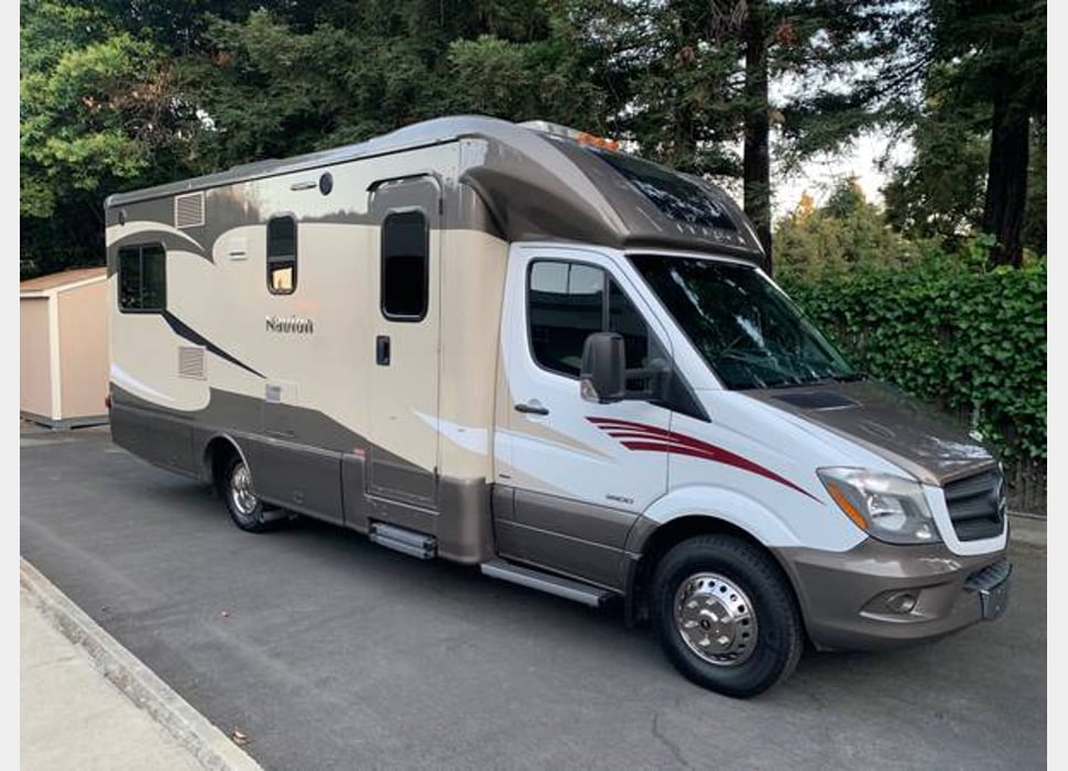 Class C Motor Home rentals in Lincoln