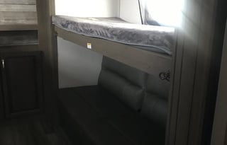 2 Bed 2 Bath 2021 Keystone 5th Wheel