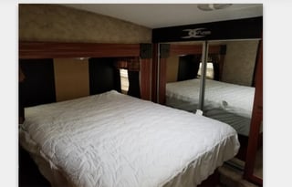 Great Toy hauler 5th wheel for the entire family!