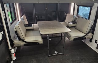 2024 GD Momentum 320G Bunkhouse/toyhauler patio!