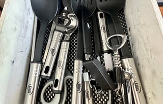 Four Winds 23P - Rare F-Series RV, All Essentials!