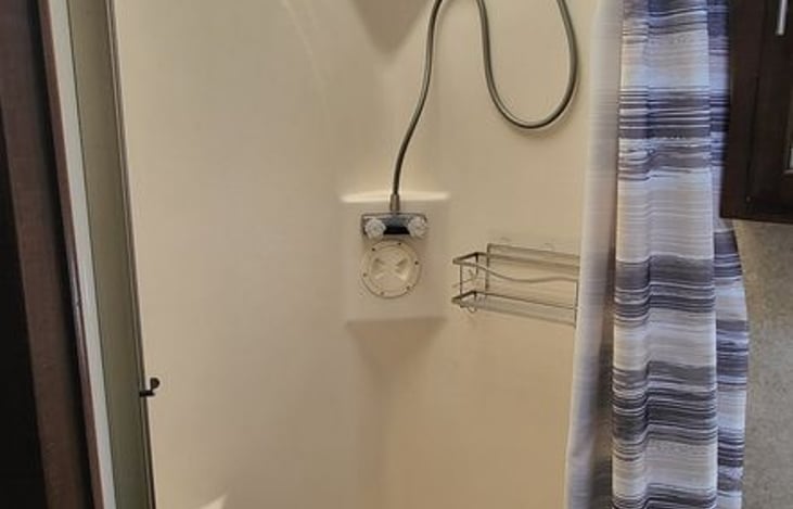 Middle Bathroom Shower