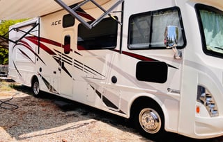 2018 Thor Motor Coach ACE 32.1