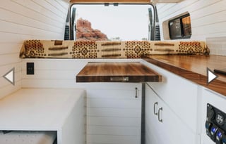 Jane's Island Venture Vans