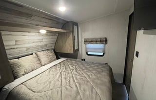 2021 34 FT Toy Hualer