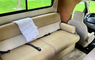 2017 Winnebago Spirit 25B