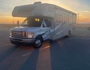 Coachmen RV Leprechaun Premier 319MB Ford 450