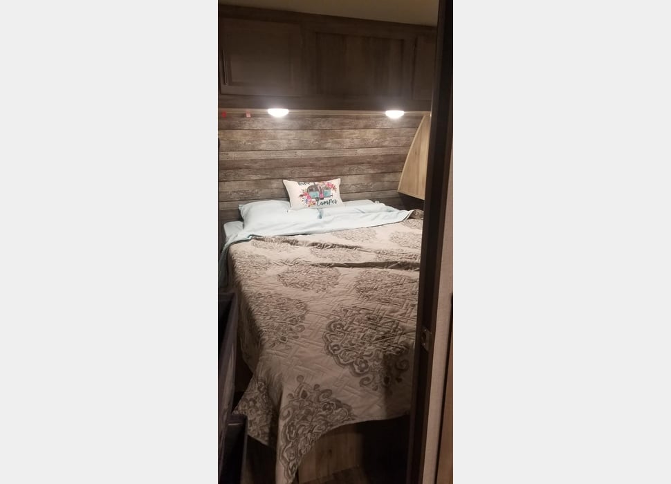 Travel Trailer rentals in HAM LAKE