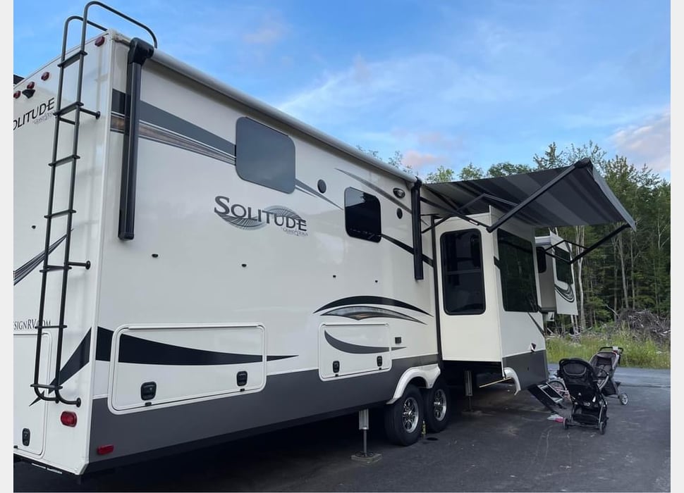 Fifth Wheel rentals in Hampton