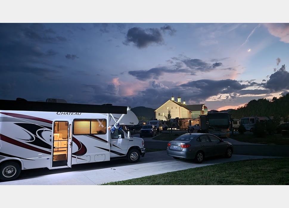 Class C Motor Home rentals in Moline