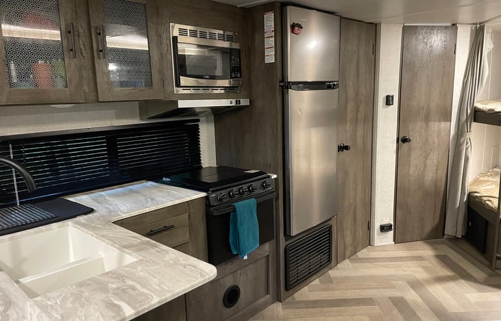 Fully stocked kitchen