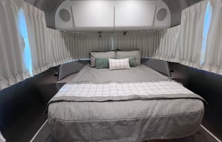 Airstream Globetrotter 27FB