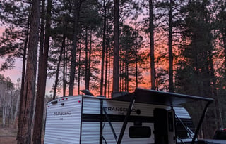 Family & Pet Friendly 19' Travel Trailer (2025)