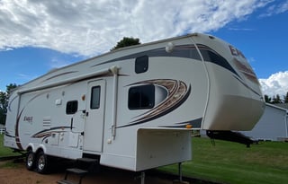 2012 Jayco Eagle Super Lite 5th Wheel 31.5FBHS