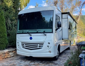 Holiday Rambler Admiral 29M