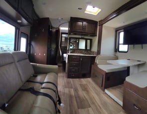 Thor Motor Coach Four Winds Sprinter 24DS