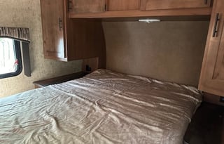 Book Now for Fall/Winter Camping - Sleeps up to 9