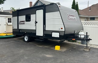 21’ Coleman Camper –Fall Foliage & Winter Trips
