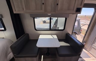 Lil Cozy Ready to Book Great for First Time RV'ers