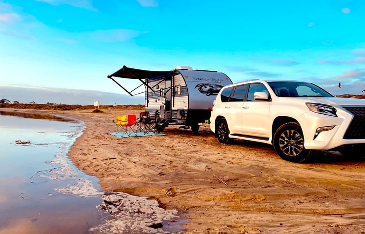 You can take this RV to any national park or RV Campground! 🧡