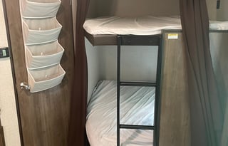 30ft family size getaway/evacuation camper