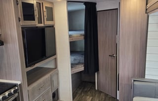 Sunny days and cool lake nights in a sunset trail