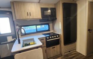 Paws & Relax RV Rental