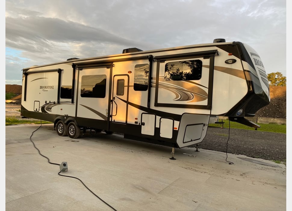 Fifth Wheel rentals in Tavares