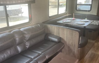 Rudolph Family Escape Camper Rental