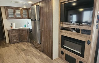 2016 Forest River Vibe HAL 1597
