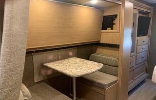 2019 Thor Motor Coach Daybreak Daybreak 30db
